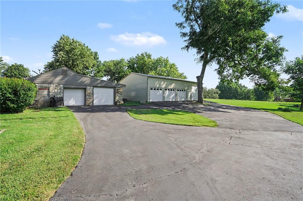 3311 N 72nd St, Kansas City, KS 66109