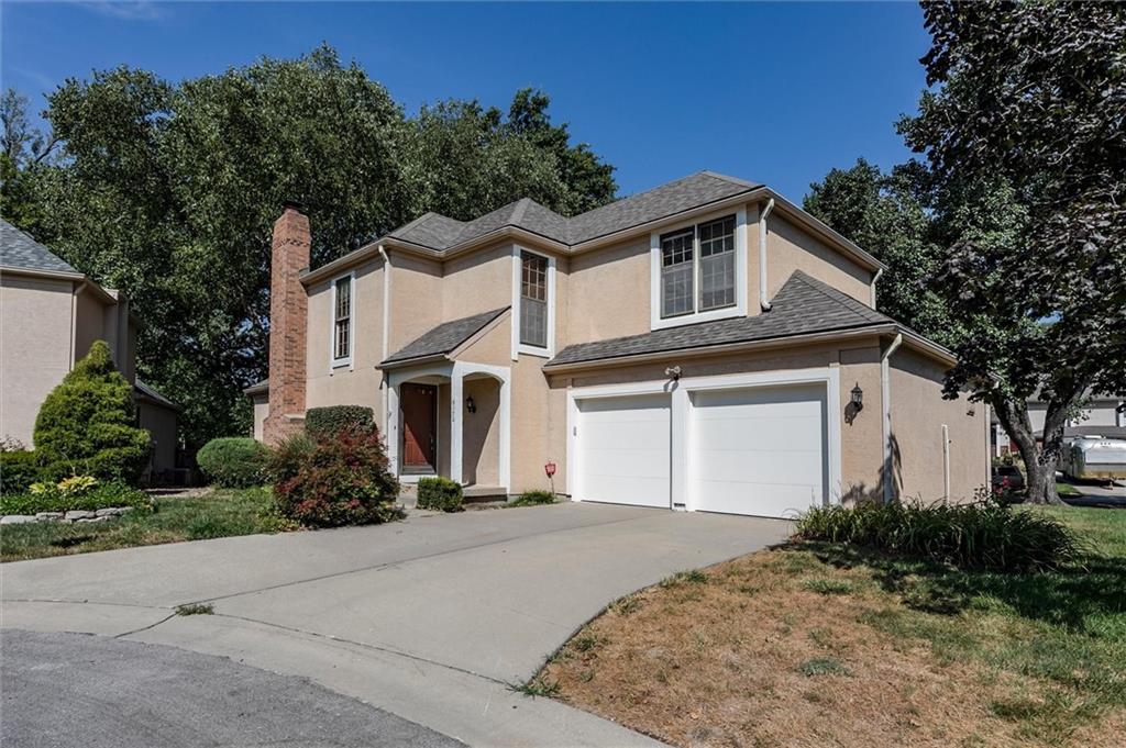 9172 W 102nd Ter, Overland Park, KS 66212