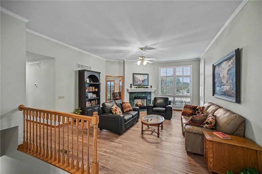 3010 Hirter Dr, St Joseph, MO 64506