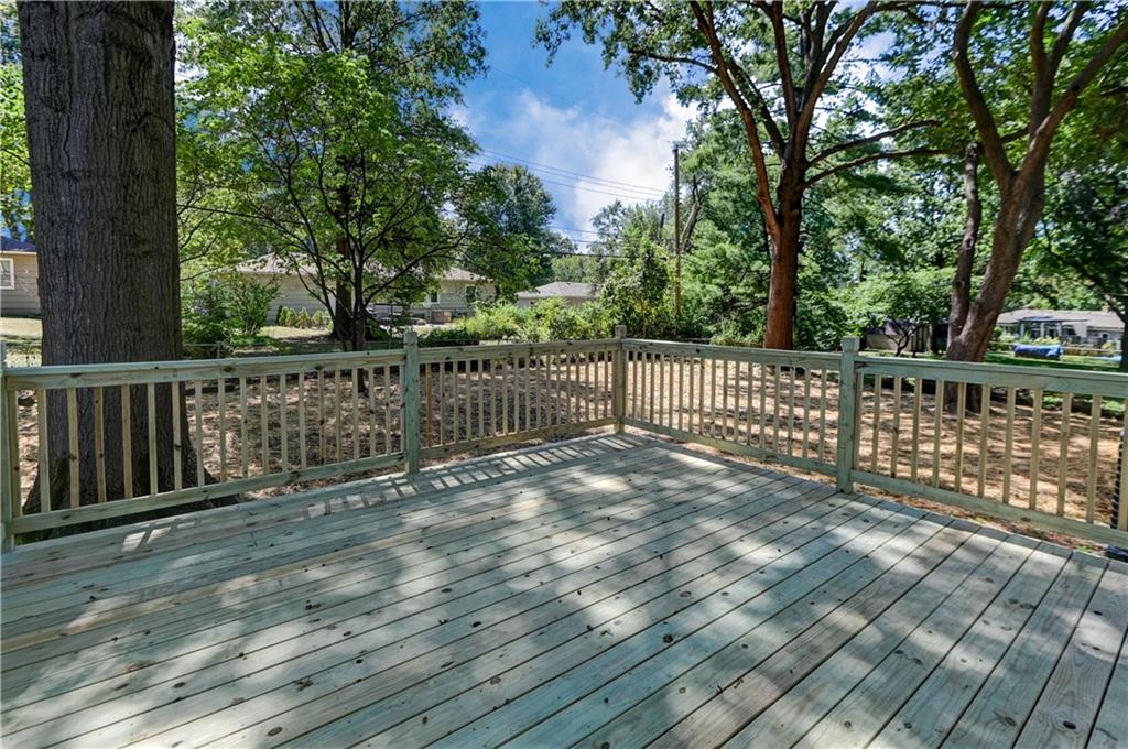 5801 W 99th St, Overland Park, KS 66207