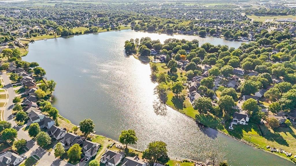 300 Johnston Dr, Raymore, MO 64083