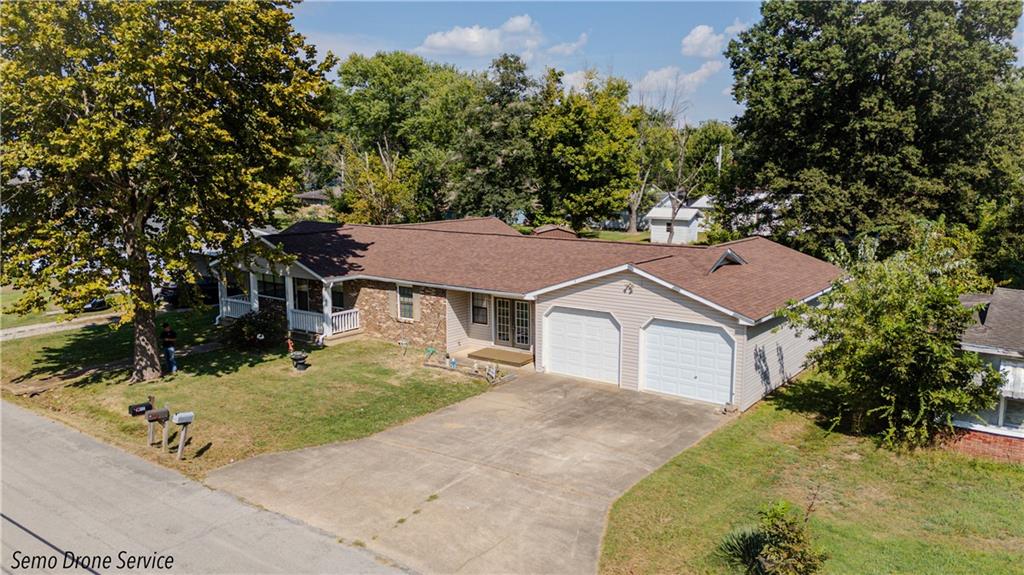 2016 Tennessee St, Poplar Bluff, MO 63901