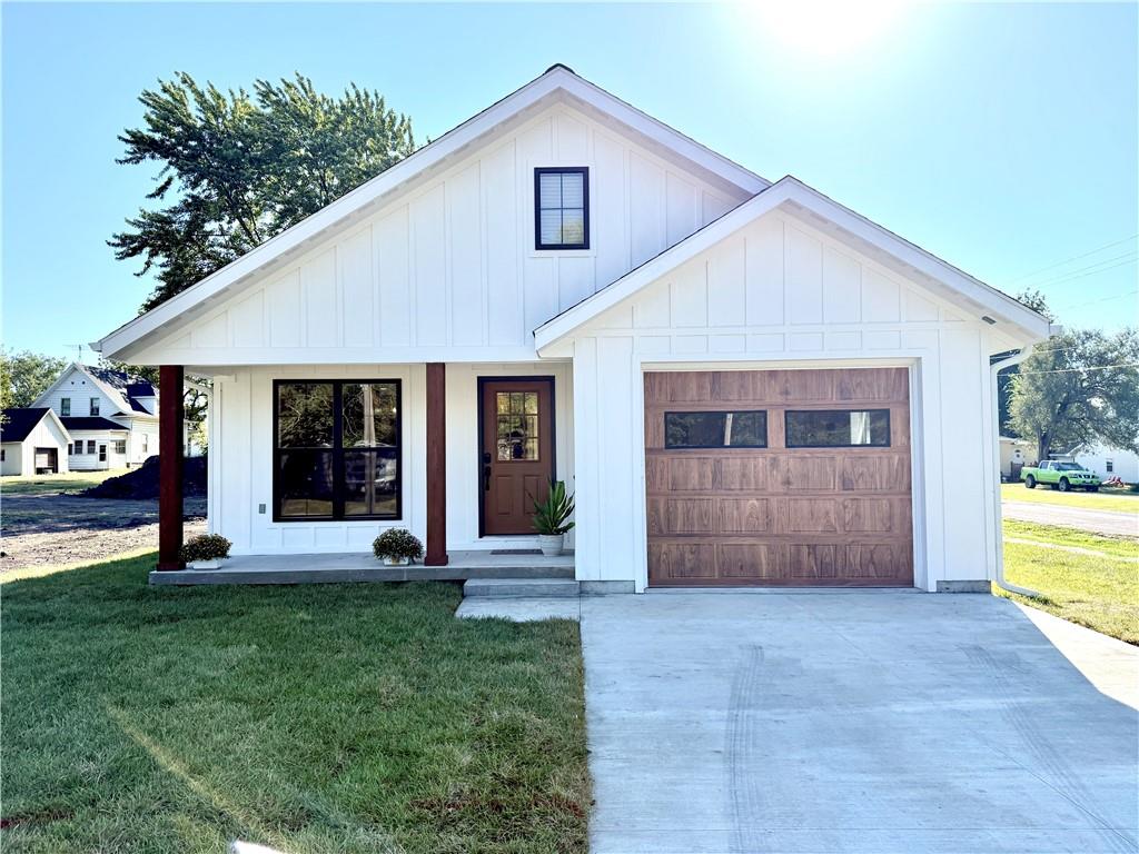 237 Cowgill St, Chillicothe, MO 64601
