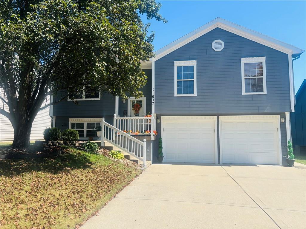 11037 N Lewis Ave, Kansas City, MO 64157