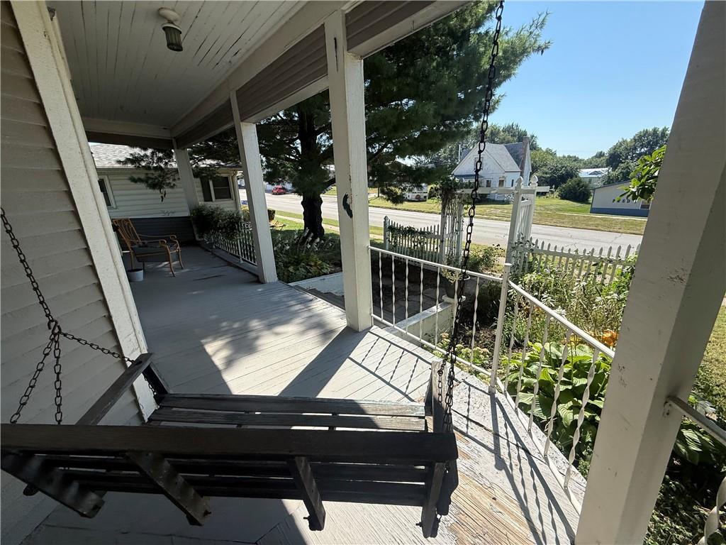 209 W Nodaway St, Oregon, MO 64473