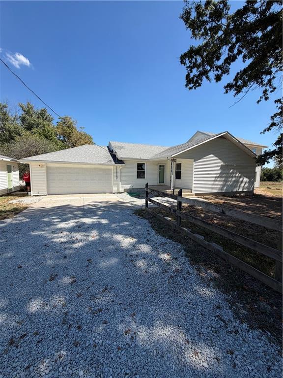 346 NW 131st Rd, Clinton, MO 64735