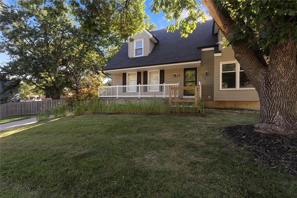 6902 Michael Ln, Pleasant Valley, MO 64068