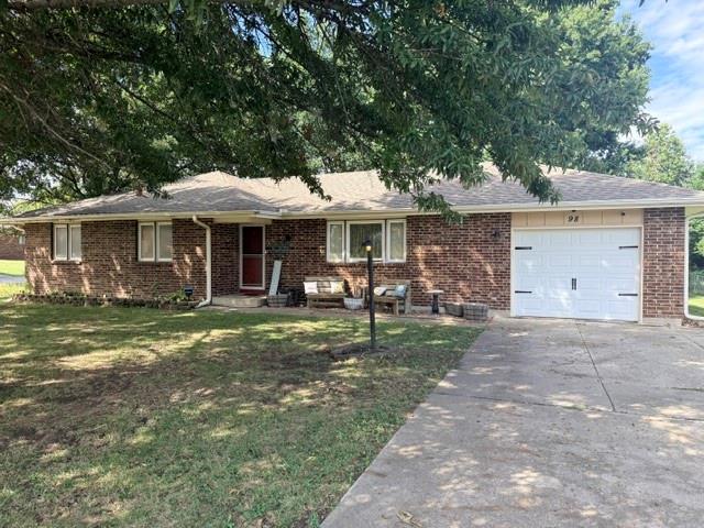 98 E Beulah St, Garden City, MO 64747