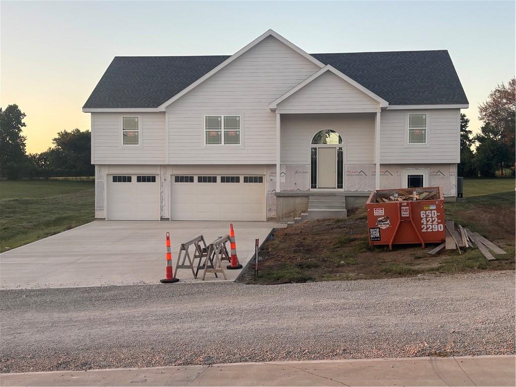 41 SW 150 Rd, Warrensburg, MO 64093