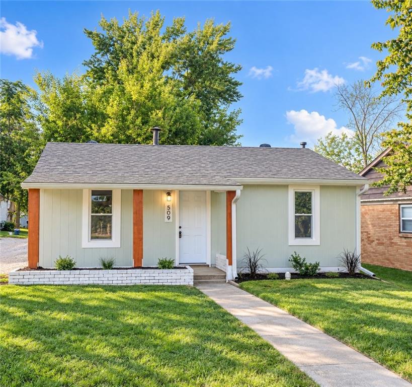 509 E North St, Warrensburg, MO 64093
