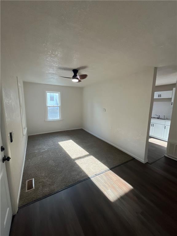 509 E North St, Warrensburg, MO 64093
