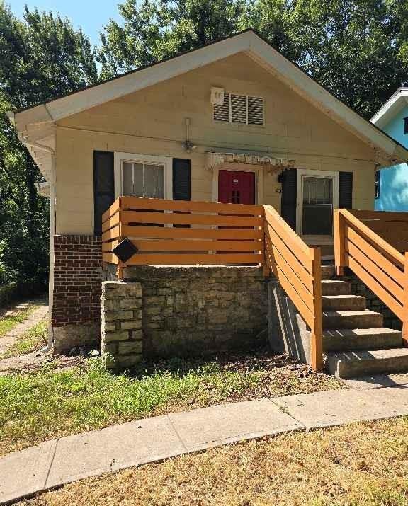 4019 E 67th Ter, Kansas City, MO 64132