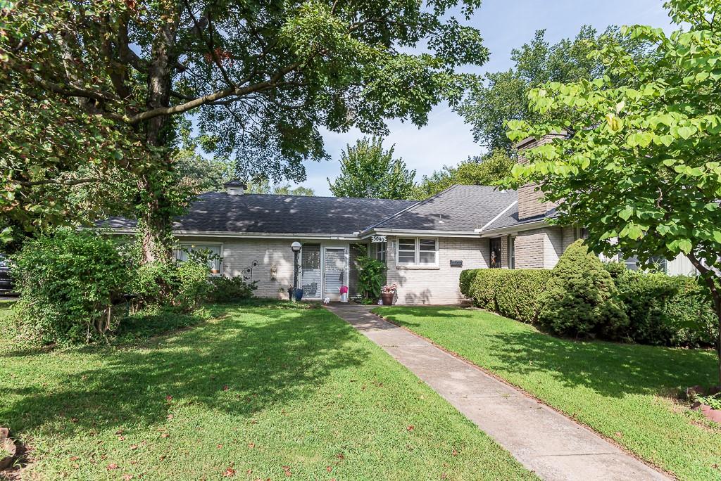 5090 Outlook St, Mission, KS 66202