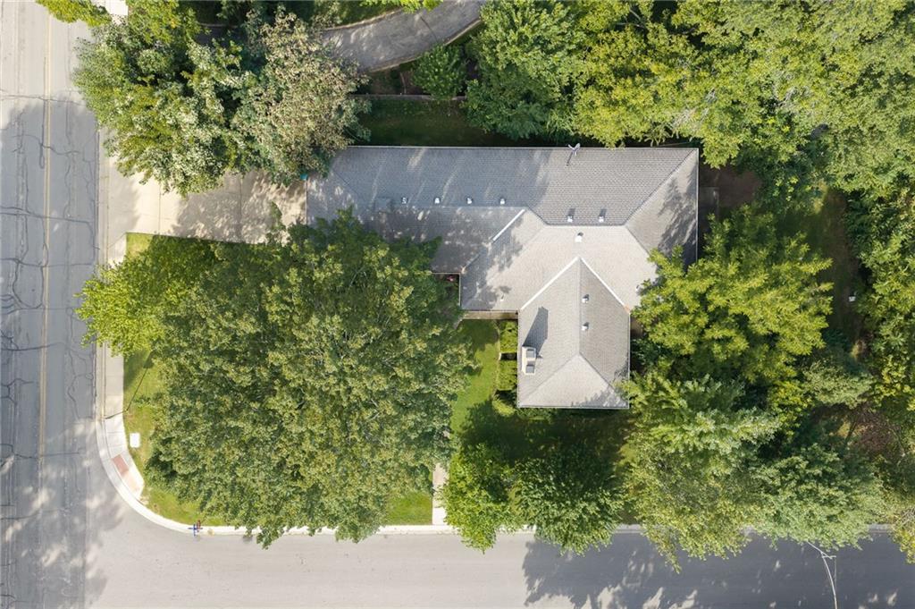 5090 Outlook St, Mission, KS 66202