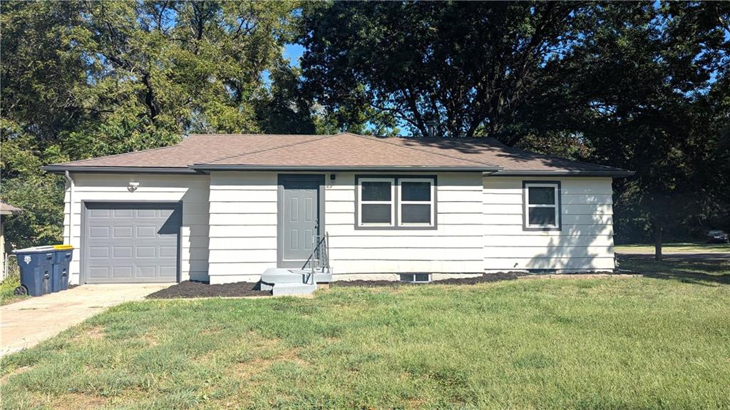 10427 Richmond Ave, Kansas City, MO 64134