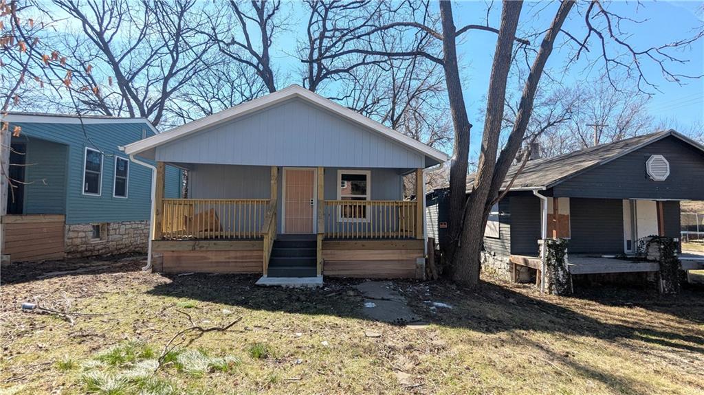3403 E 62 St, Kansas City, MO 64130