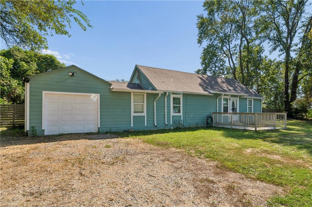 3219 Donnelly Ave, Kansas City, MO 64129