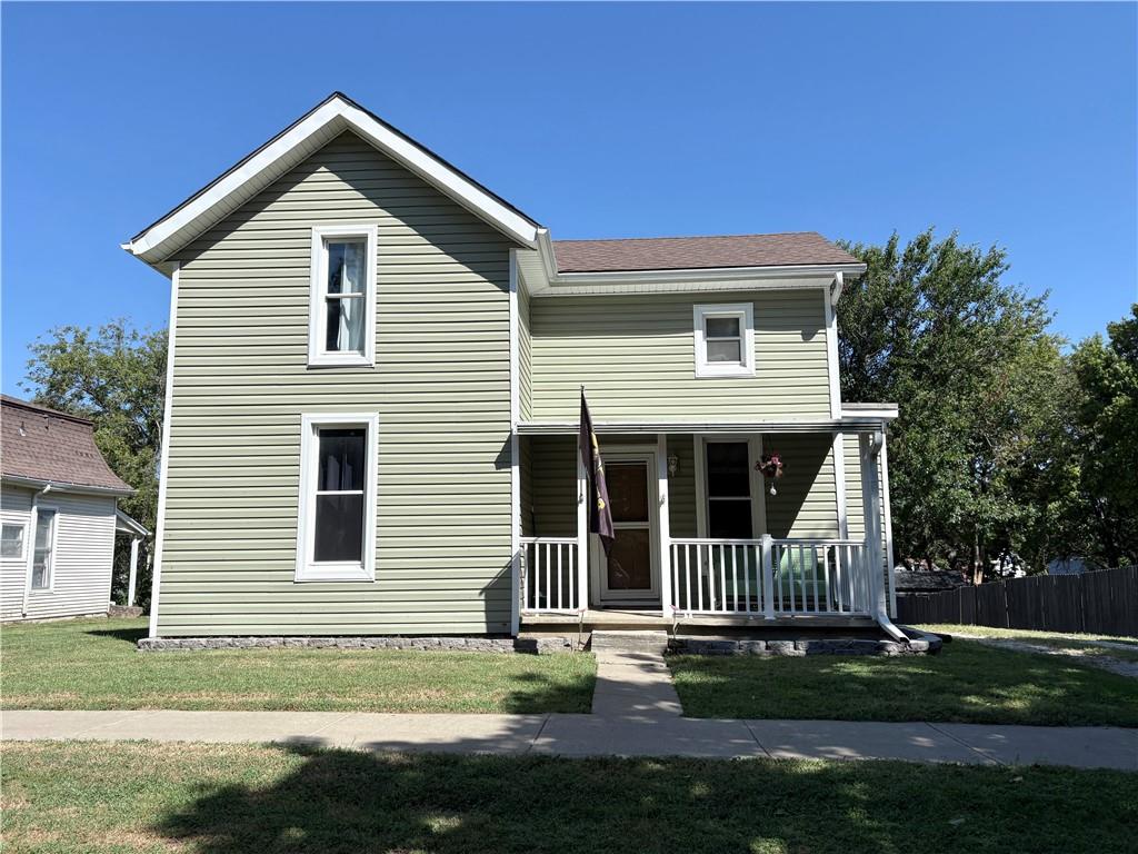 805 W Main St, Savannah, MO 64485