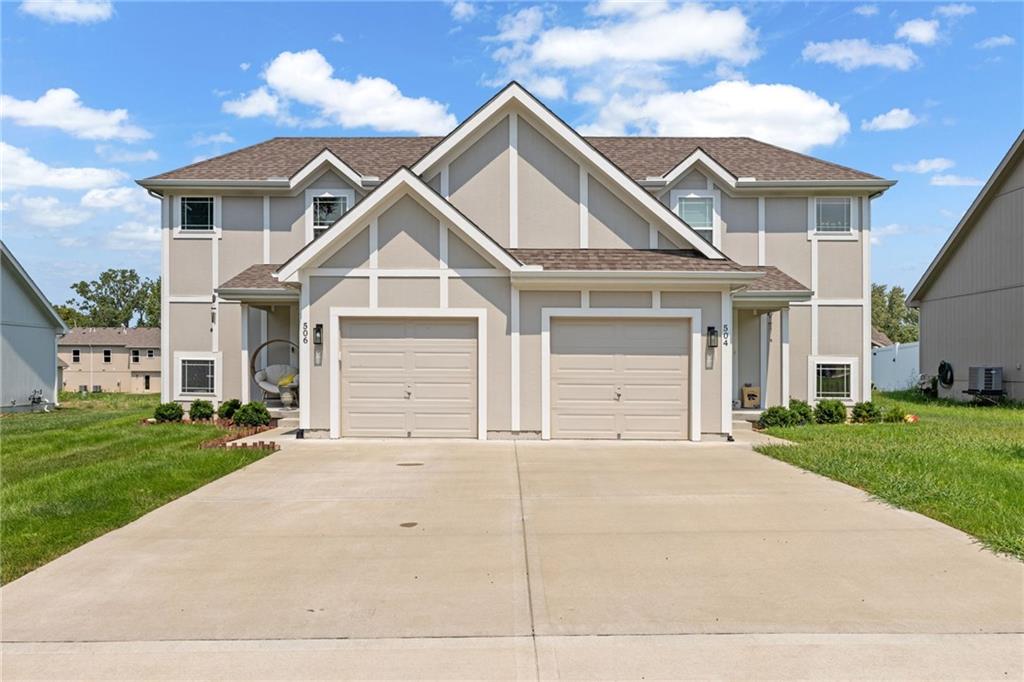 506 W Lawrence St, Spring Hill, KS 66083
