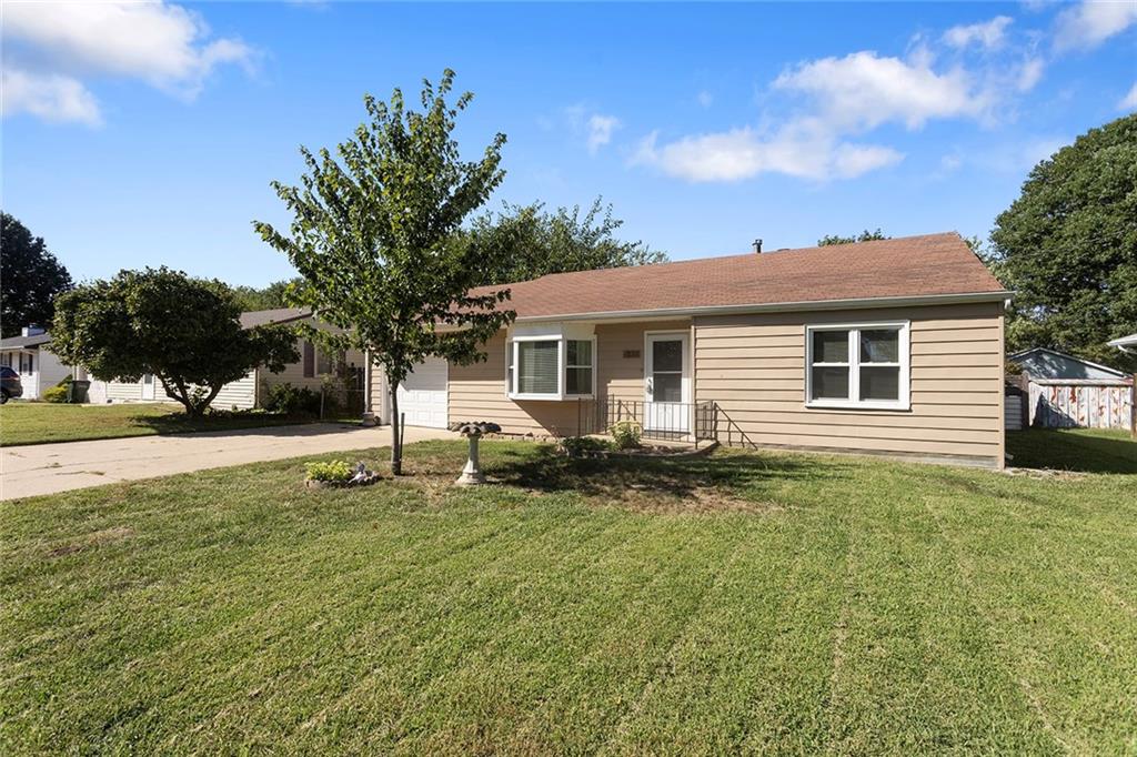 1804 Cherokee St, Leavenworth, KS 66048