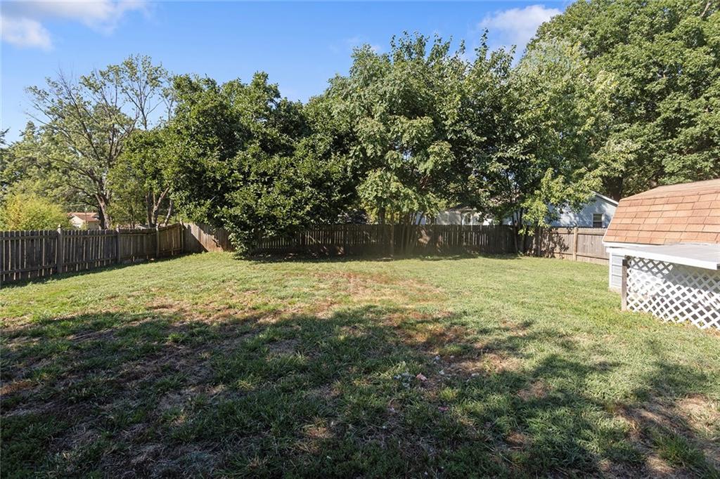 1804 Cherokee St, Leavenworth, KS 66048