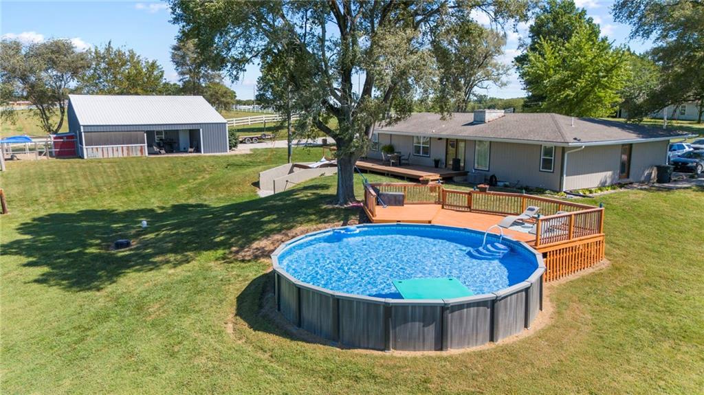 25591 183rd St, Leavenworth, KS 66048