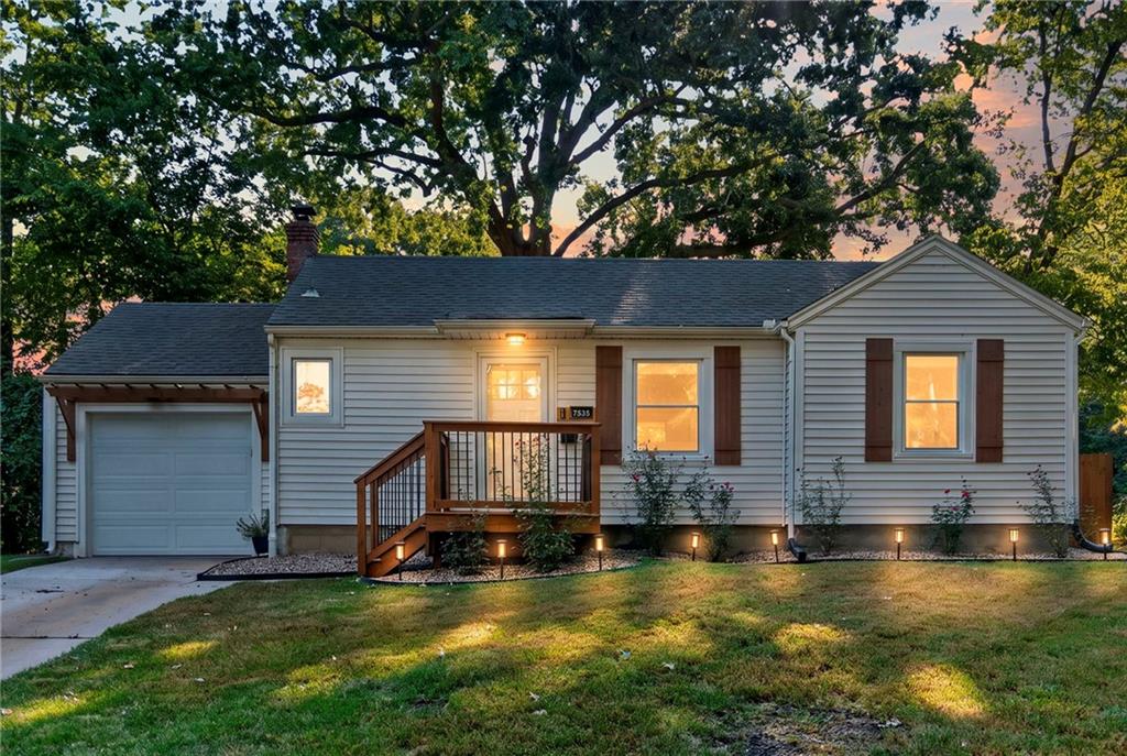 7535 Belleview Ave, Kansas City, MO 64114