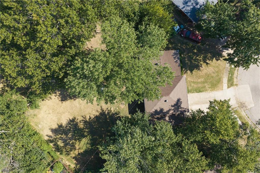 3217 Westwood Ct, Topeka, KS 66614
