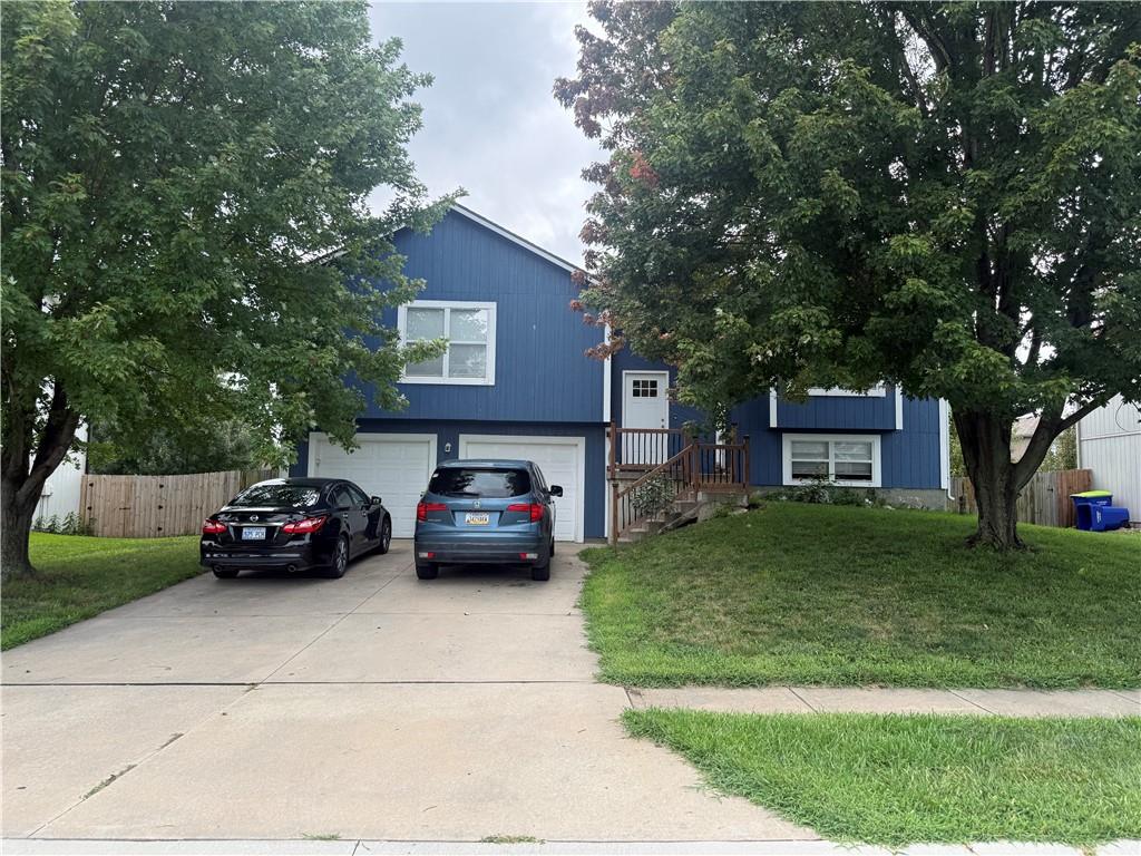17188 Jennifer St, Gardner, KS 66030