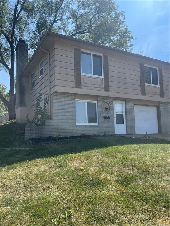 6963 Chapel Woods Ln, Kansas City, MO 64152
