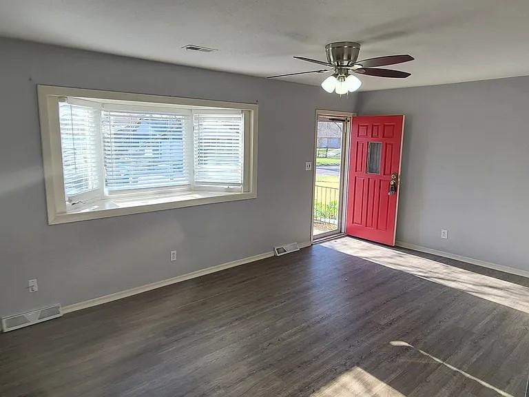 11316 Lewis Ave, Kansas City, MO 64134