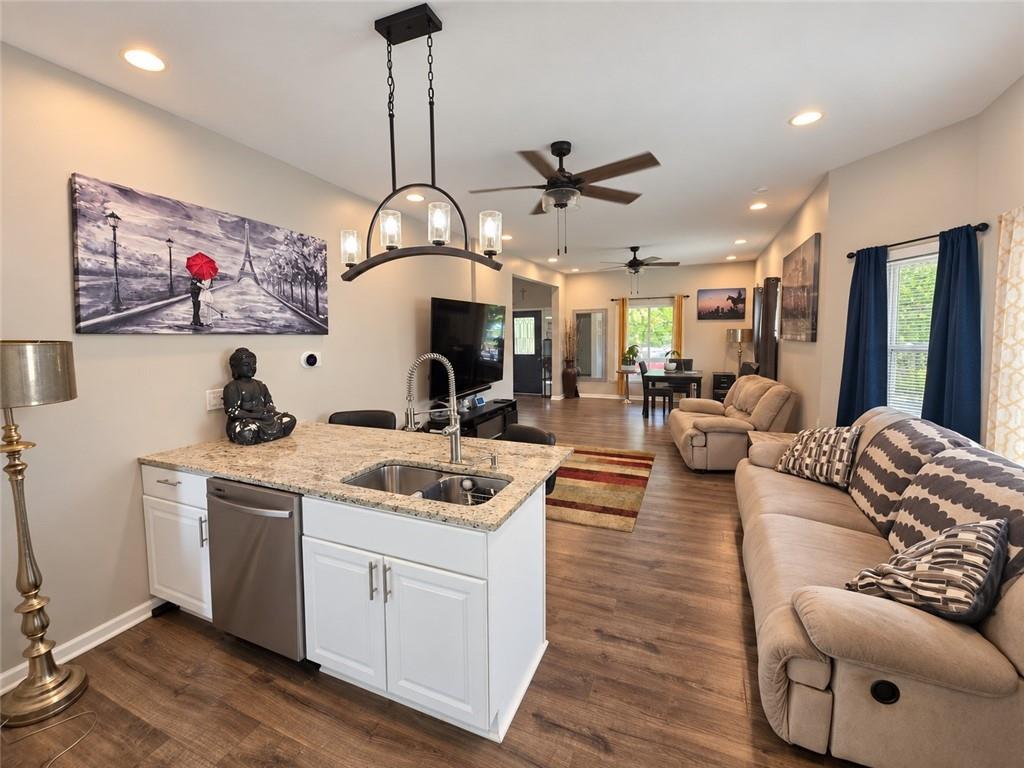3626 Michigan Ave, Kansas City, MO 64109