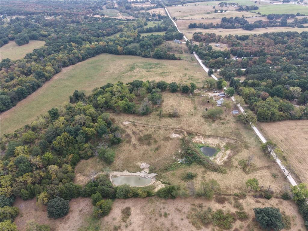 2251 E 360 Rd, Bolivar, MO 65685