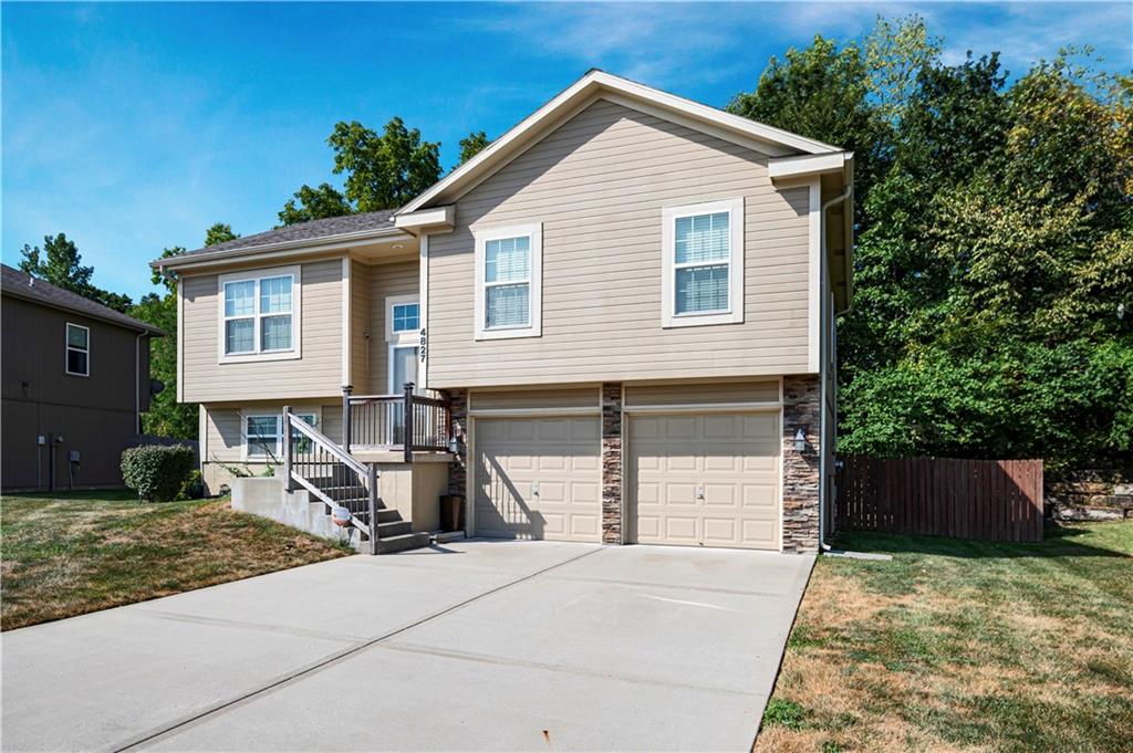 4827 Shearer Ct, Kansas City, KS 66106