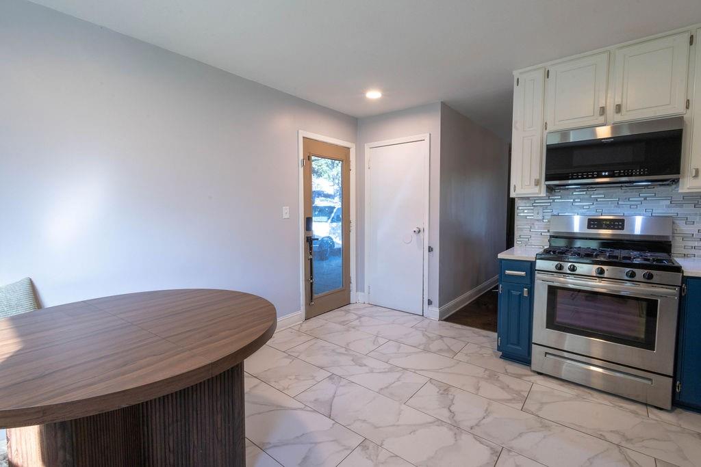 8347 Elizabeth Ave, Kansas City, KS 66112