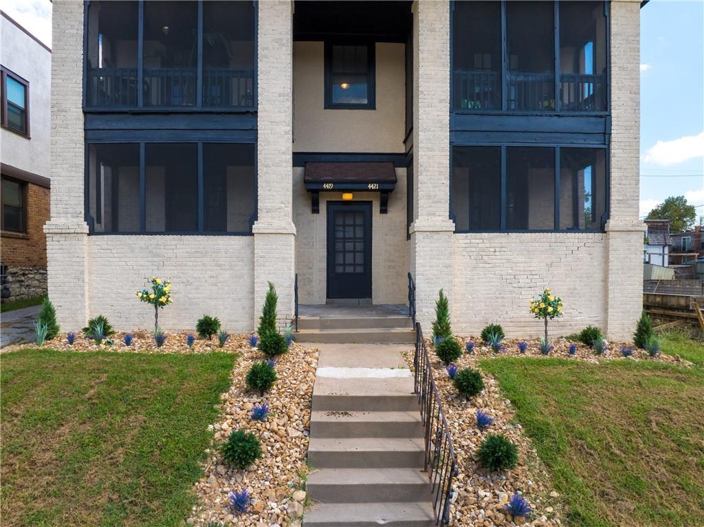 4419 Holly St, Kansas City, MO 64111