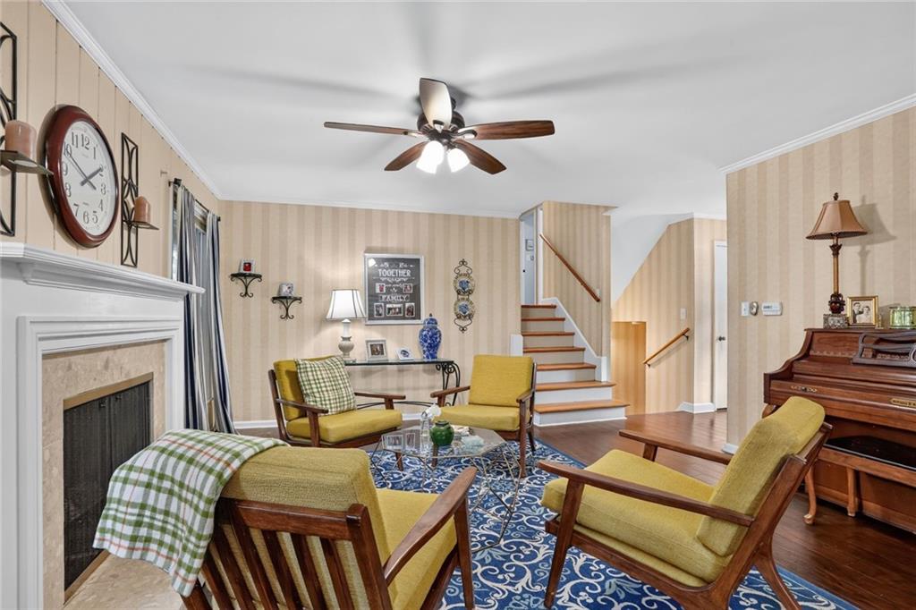 3508 W 53rd St, Roeland Park, KS 66205