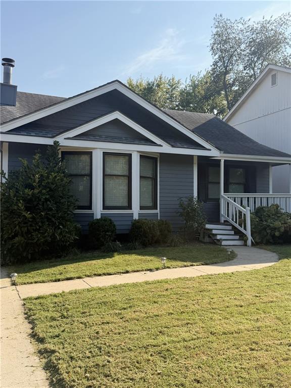 1505 NW 63 St, Kansas City, MO 64118