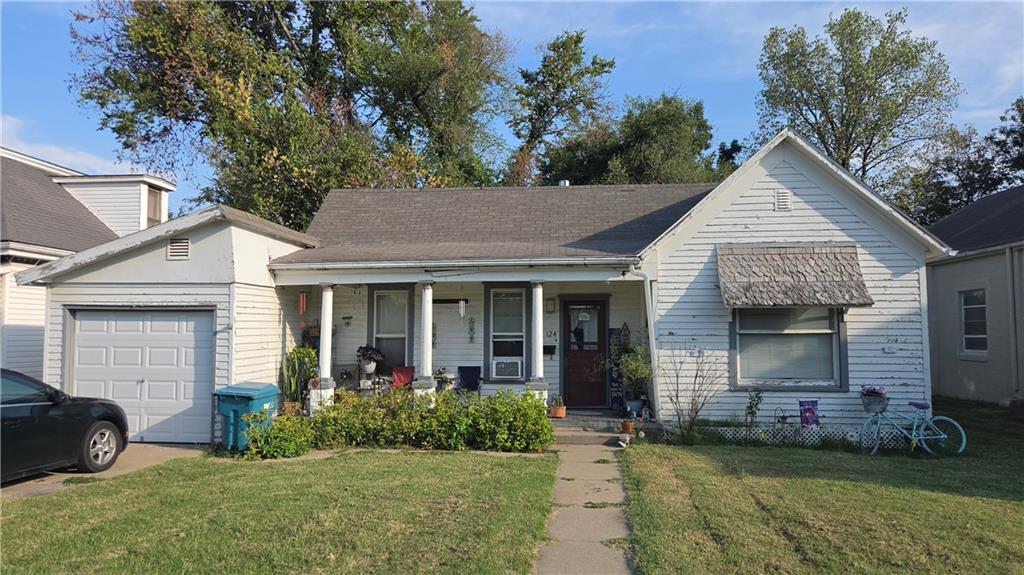 124 Main St, Osawatomie, KS 66064