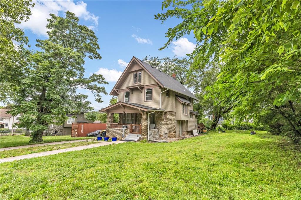 4024 Montgall Ave, Kansas City, MO 64130