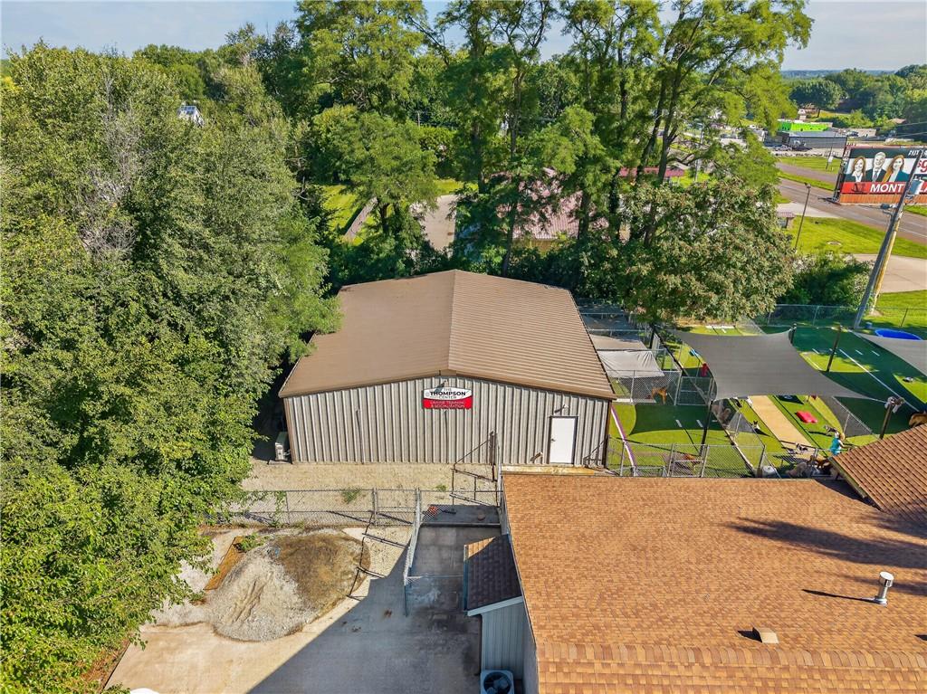 6108 N Belt Hw, Country Club, MO 64505
