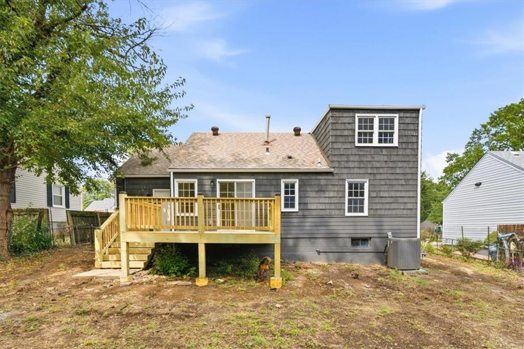 5411 W 50th St, Roeland Park, KS 66205