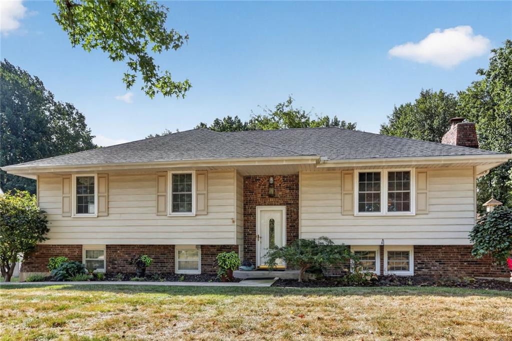 901 NE 80th Ter, Kansas City, MO 64118