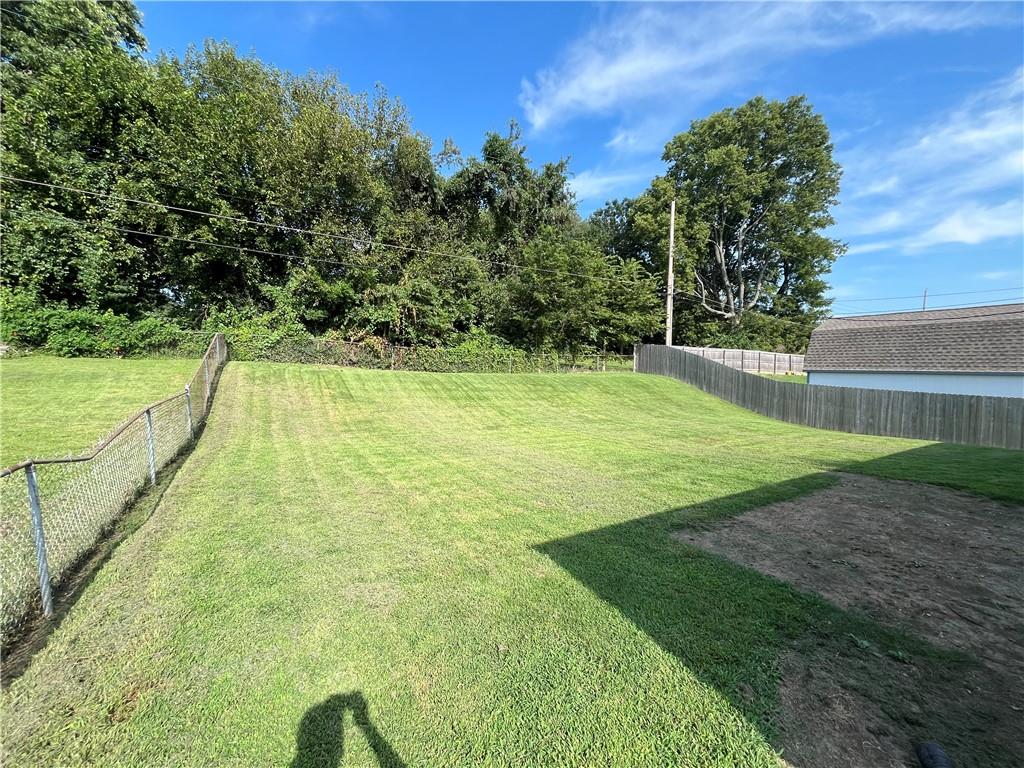 3407 N Osage St, Independence, MO 64050