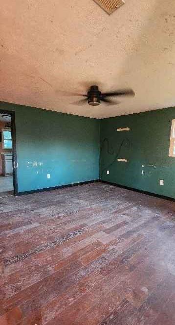 901 E Maple St, Rich Hill, MO 64779