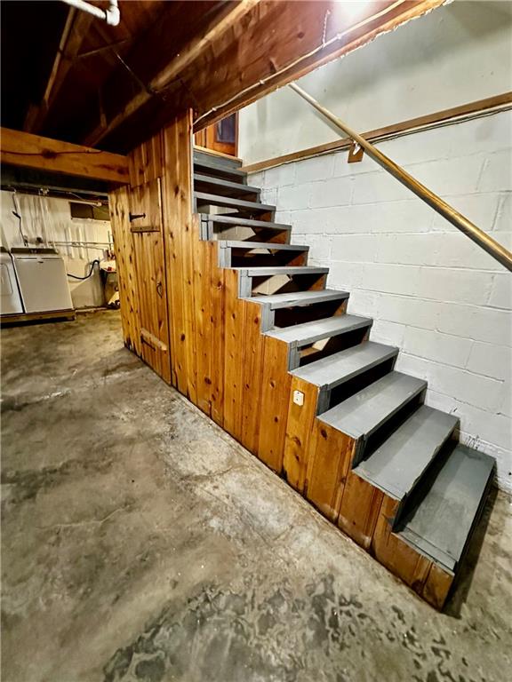 203 W 11th St W, Maryville, MO 64468