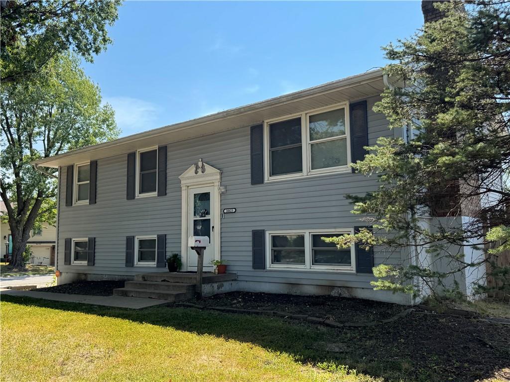 16623 E 42nd Ter S, Independence, MO 64055
