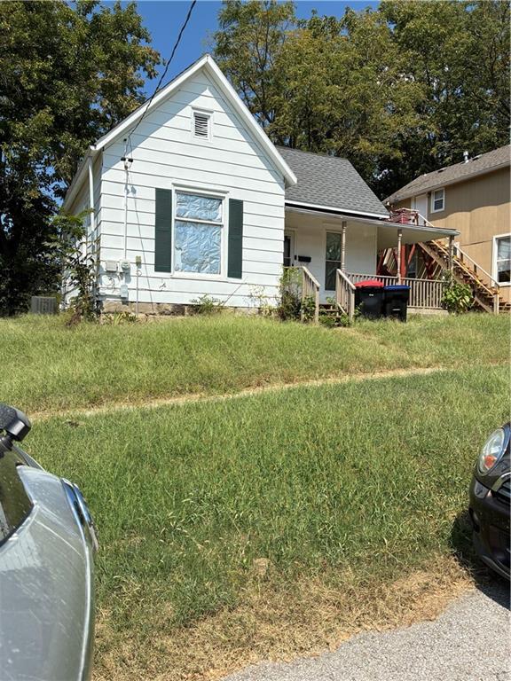 211 Ming St, Warrensburg, MO 64093