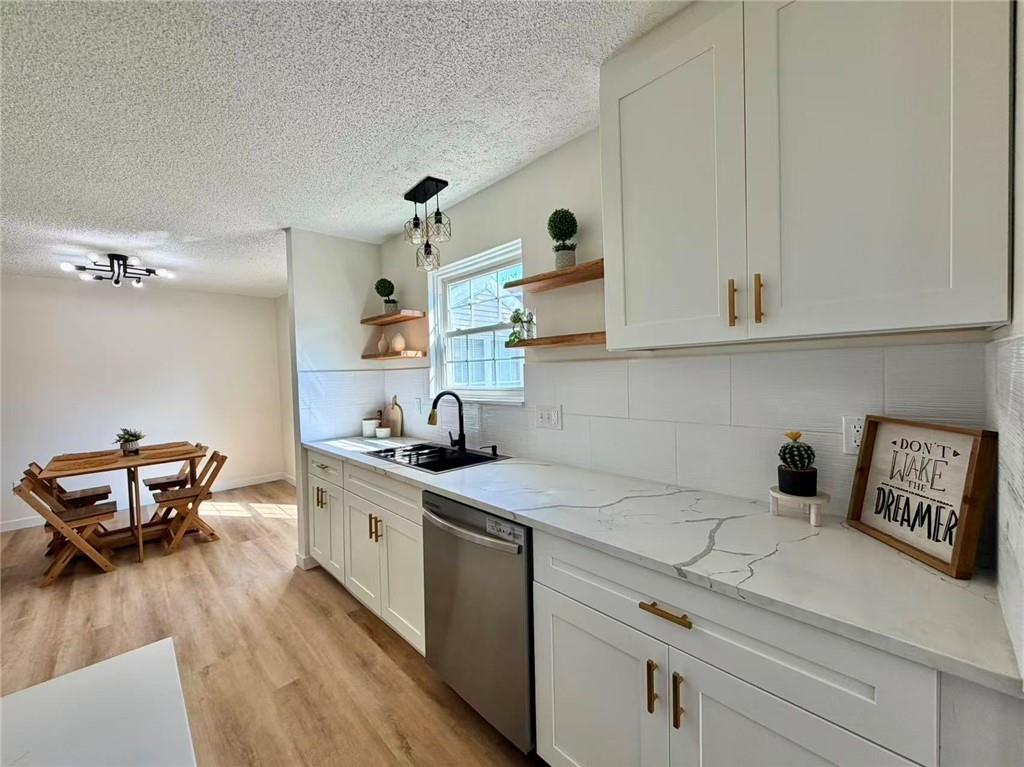 8051 N Stoddard Ave, Kansas City, MO 64152