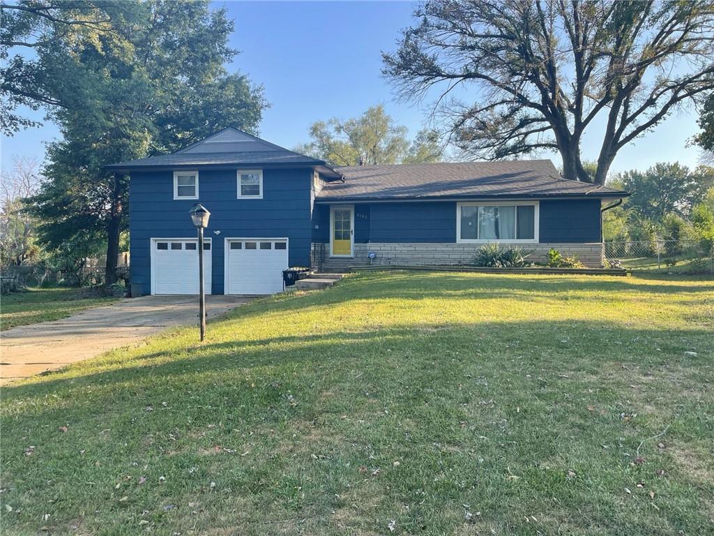 8109 E 99th Ter, Kansas City, MO 64134
